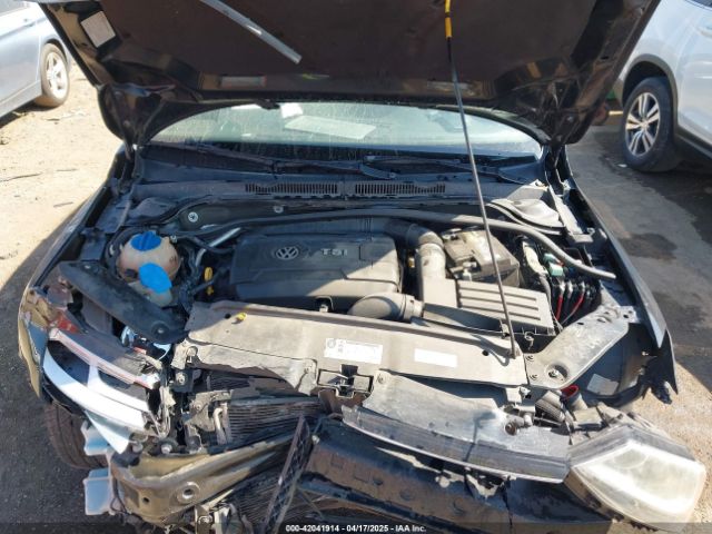 3VWD17AJ2FM318882 Volkswagen Jetta 1.8t Se