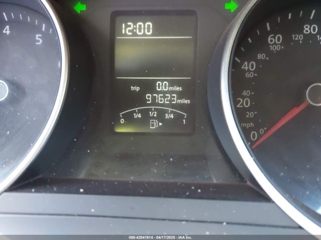 3VWD17AJ2FM318882 Volkswagen Jetta 1.8t Se