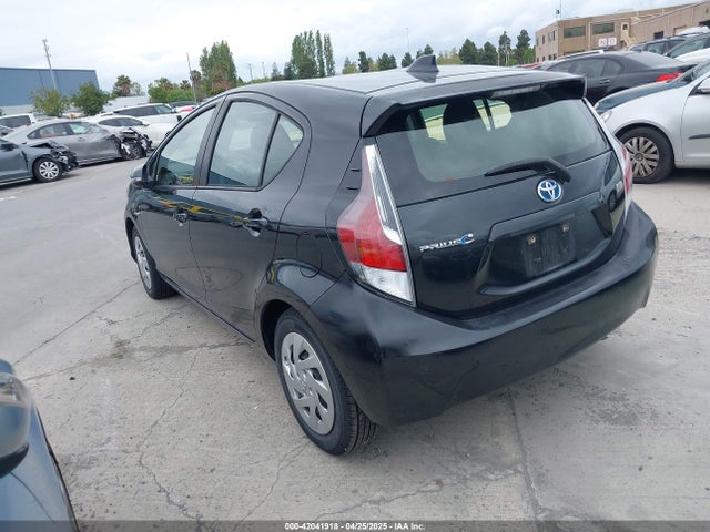 JTDKDTB3XG1119782 Toyota Prius C Two