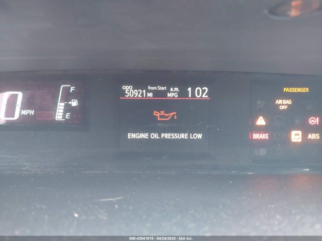 JTDKDTB3XG1119782 Toyota Prius C Two