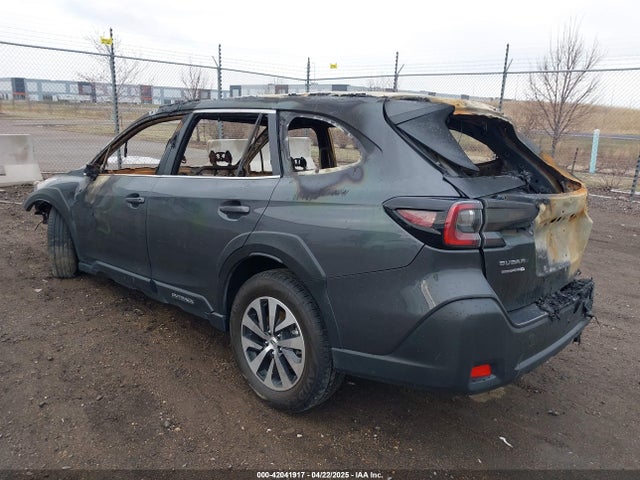4S4BTADC2R3178395 Subaru Outback Premium