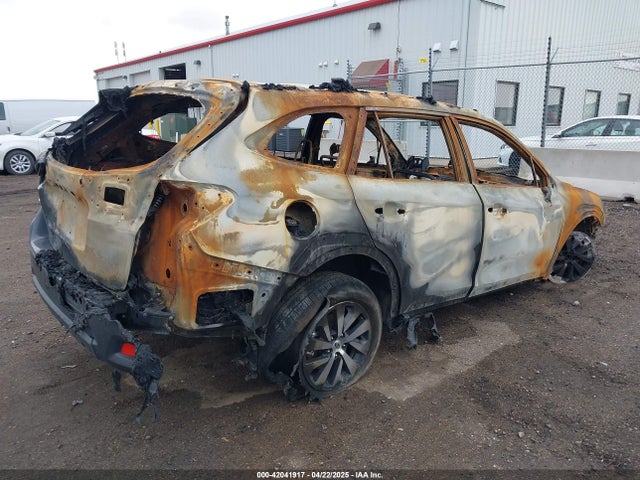 4S4BTADC2R3178395 Subaru Outback Premium