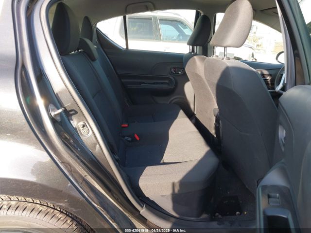 JTDKDTB31G1125003 Toyota Prius C Two