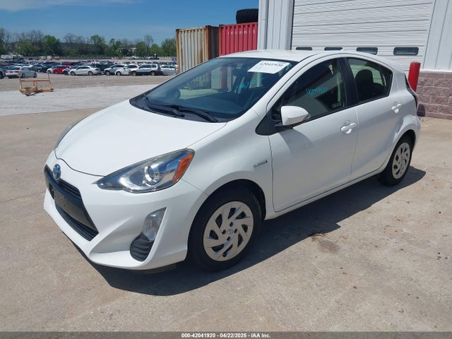 JTDKDTB31G1125051 Toyota Prius C Two