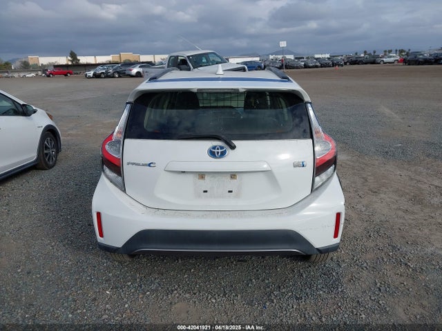 JTDKDTB39J1599675 Toyota Prius C Two