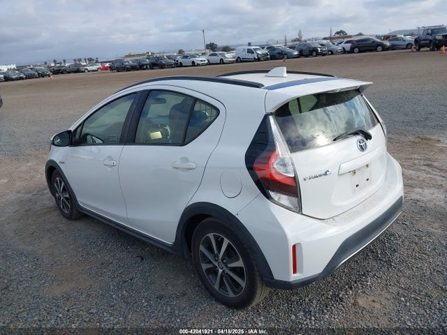 JTDKDTB39J1599675 Toyota Prius C Two