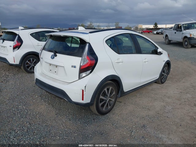 JTDKDTB39J1599675 Toyota Prius C Two