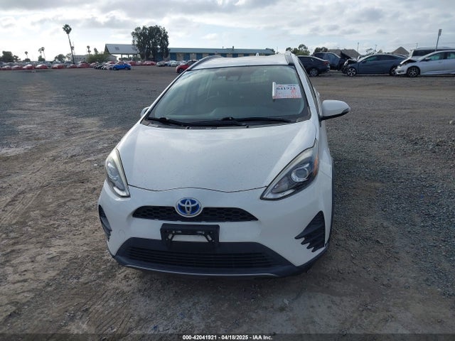 JTDKDTB39J1599675 Toyota Prius C Two
