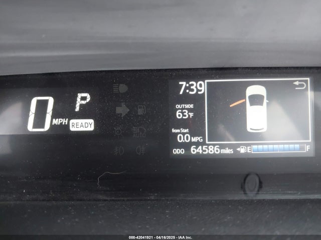 JTDKDTB39J1599675 Toyota Prius C Two