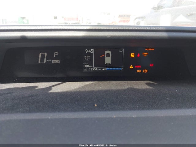 JTDKDTB35J1599544 Toyota Prius C Two