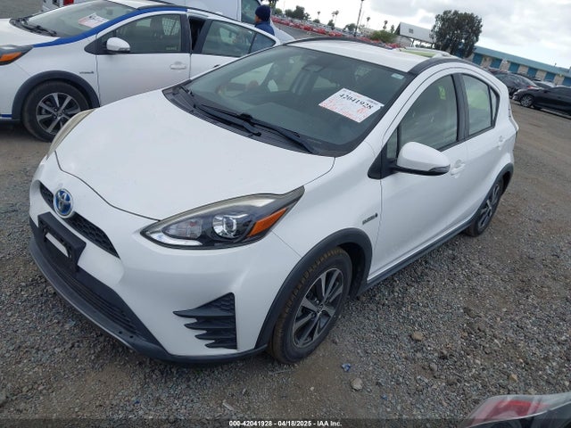 JTDKDTB35J1615449 Toyota Prius C Two