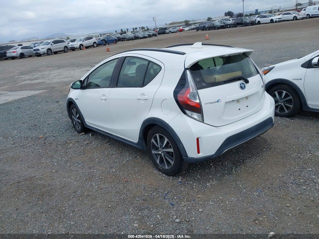 JTDKDTB3XJ1612904 Toyota Prius C Two