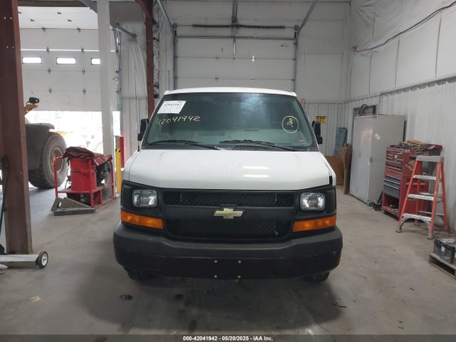 1GCWGAF12H1195701 Chevrolet Express 2500 Work Van