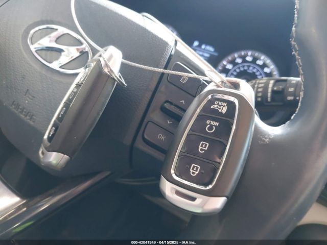 KMHRC8A3XLU029083 Hyundai Venue Denim