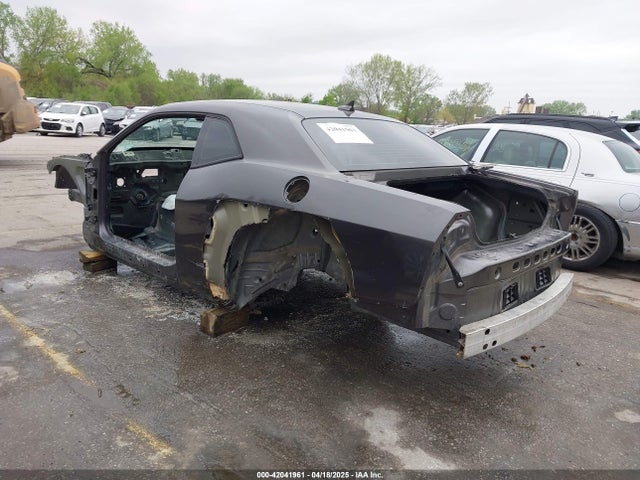 Dodge Challenger 2016 2C3CDZBT4GH131682 Image 3
