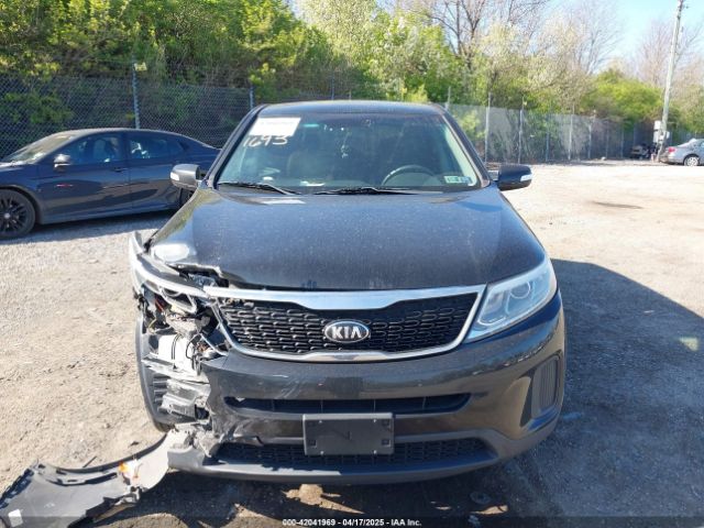 5XYKTCA63FG614211 KIA SORENTO LX