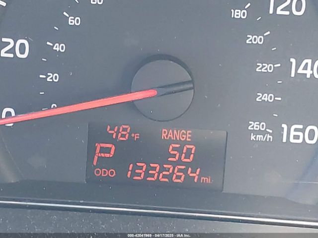 5XYKTCA63FG614211 KIA SORENTO LX