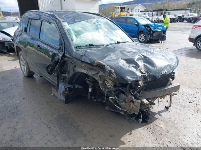 1C4NJDEB9FD125763 Jeep Compass Latitude