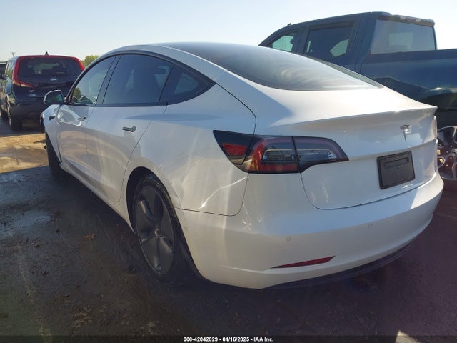 2019 TESLA MODEL 3 5YJ3E1EAXKF412257 Photo 2