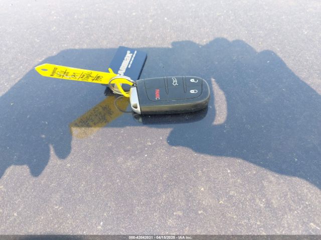 2019 CHRYSLER 300 2C3CCAAG9KH593494 Photo 10