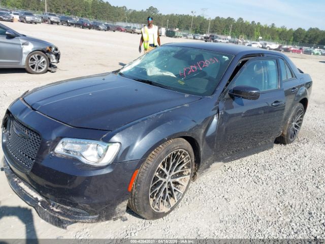 2019 CHRYSLER 300 2C3CCAAG9KH593494 Photo 1