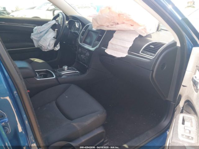 2020 CHRYSLER 300 2C3CCAAG3LH137489 Photo 4