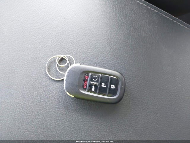 Honda Pilot Touring 2025 5FNYG2H77SB007947 Image 11