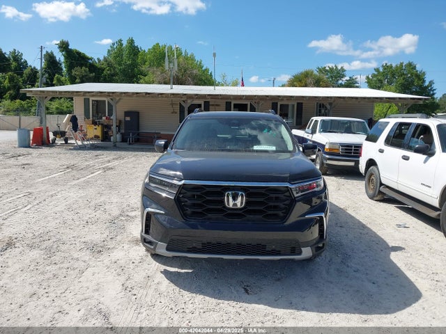 Honda Pilot Touring 2025 5FNYG2H77SB007947 Image 13