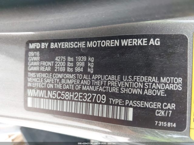 2017 MINI CLUBMAN WMWLN5C58H2E32709 Photo 8