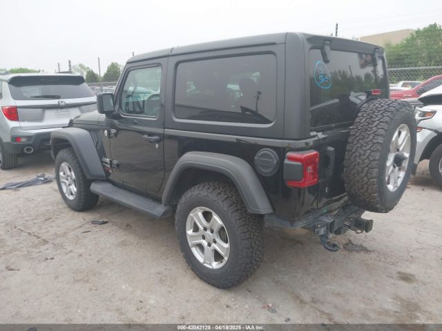 1C4GJXAN1JW255415 Jeep Wrangler Sport S 4x4