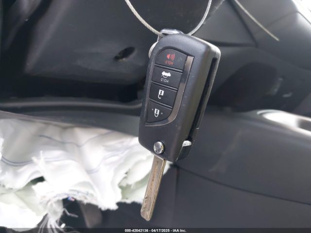 5YFB4MDE6RP151325 Toyota COROLLA LE