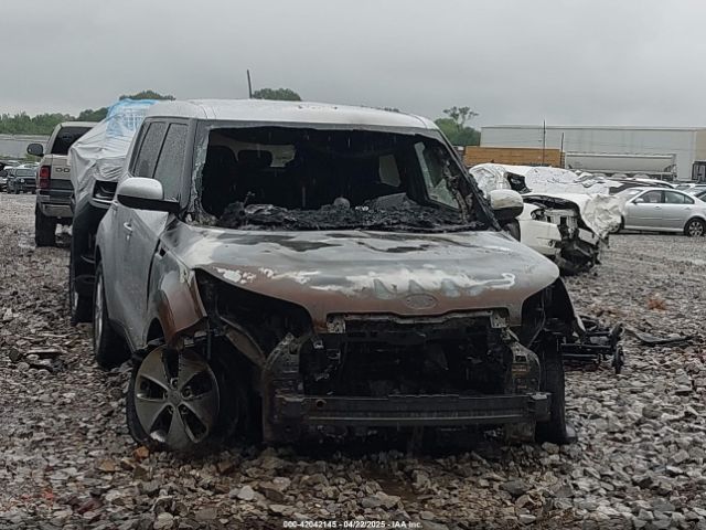 KNDJN2A29F7807103 KIA Soul