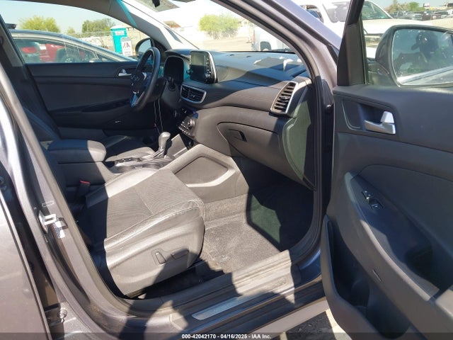 KM8J33AL6KU057820 Hyundai Tucson Ultimate