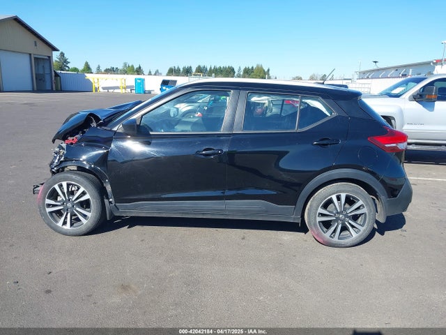 3N1CP5CU4KL494389 Nissan 2019