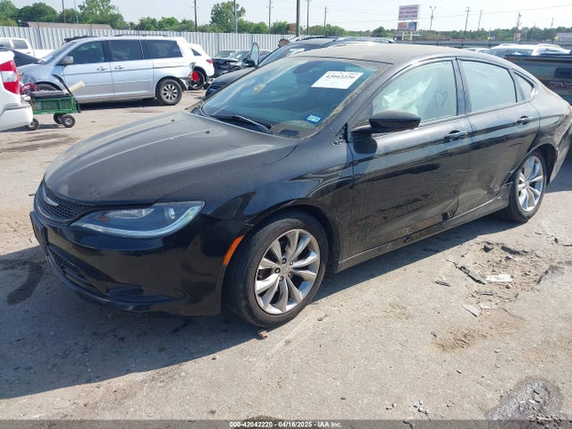 1C3CCCBB9FN674748 Chrysler 200 S