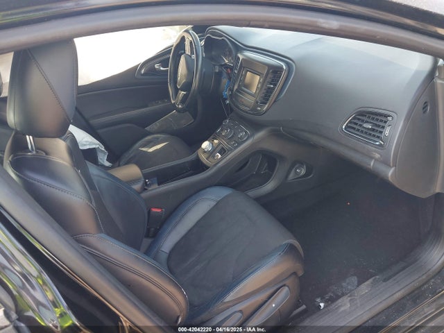 1C3CCCBB9FN674748 Chrysler 200 S