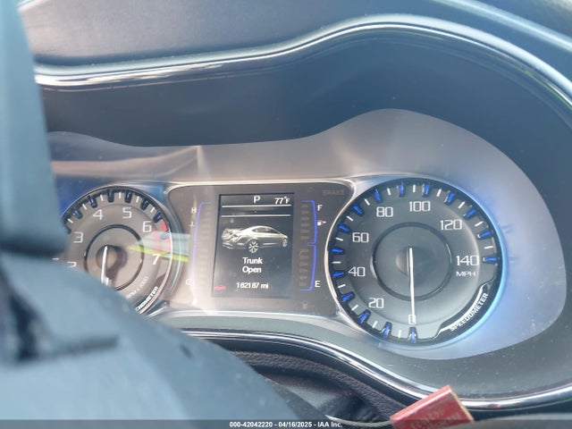 1C3CCCBB9FN674748 Chrysler 200 S