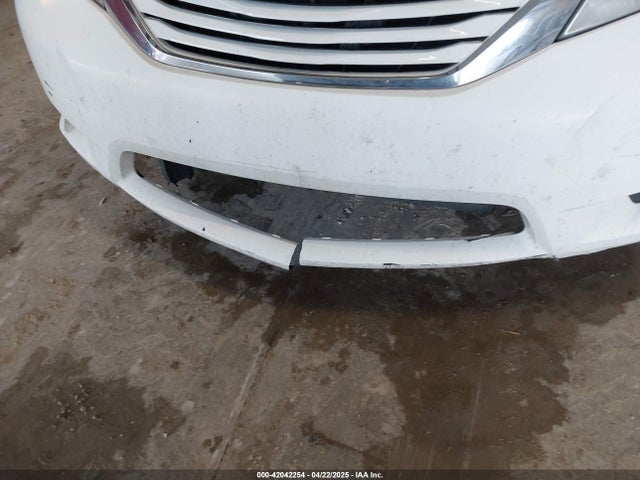 5TDKK3DC9GS699659 Toyota Sienna Le 8 Passenger