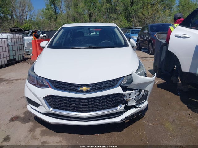 1G1BC5SM8H7254354 Chevrolet Cruze Ls Auto