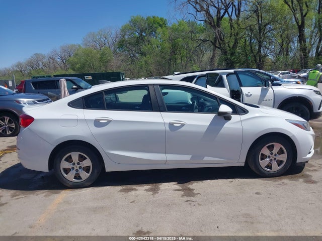 1G1BC5SM8H7254354 Chevrolet Cruze Ls Auto