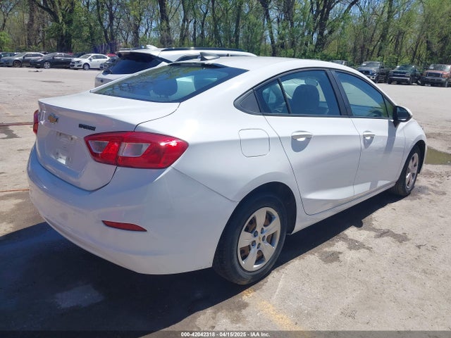 1G1BC5SM8H7254354 Chevrolet Cruze Ls Auto