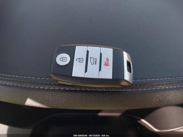 5XYPKDA53GG096415 KIA Sorento 3.3l Sxl