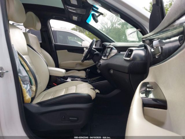 5XYPKDA53GG096415 KIA Sorento 3.3l Sxl