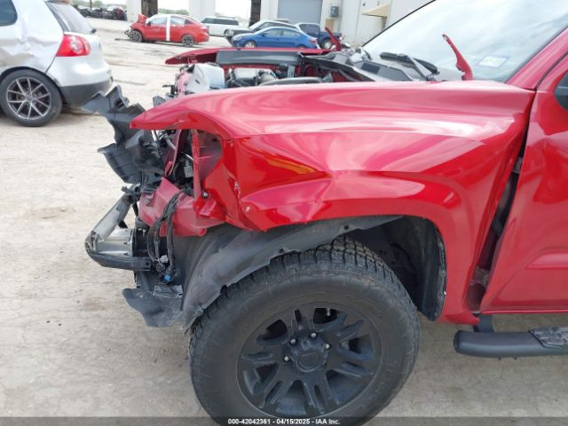 3TYAX5GN7NT060882 Toyota Tacoma Sr