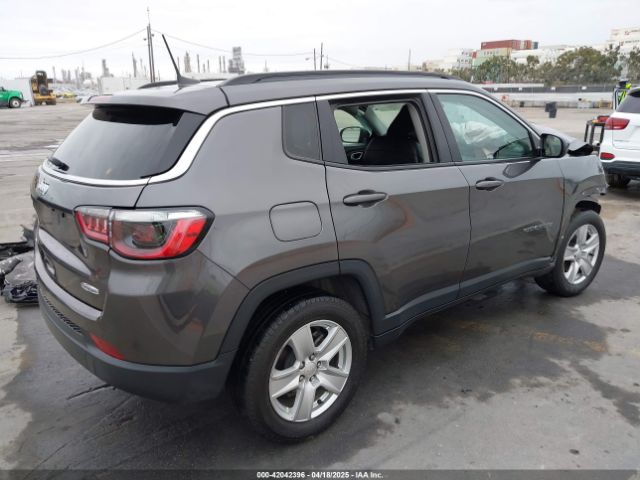 2022 JEEP COMPASS 3C4NJDBB2NT176163 Photo 3
