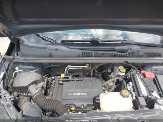 KL7CJLSB1JB581828 Chevrolet Trax Lt