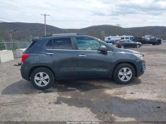KL7CJLSB1JB581828 Chevrolet Trax Lt