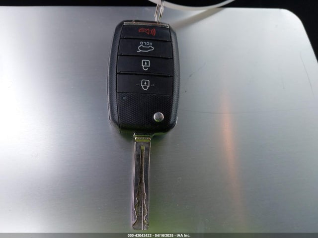 KNDPM3ACXJ7483437 KIA Sportage Lx