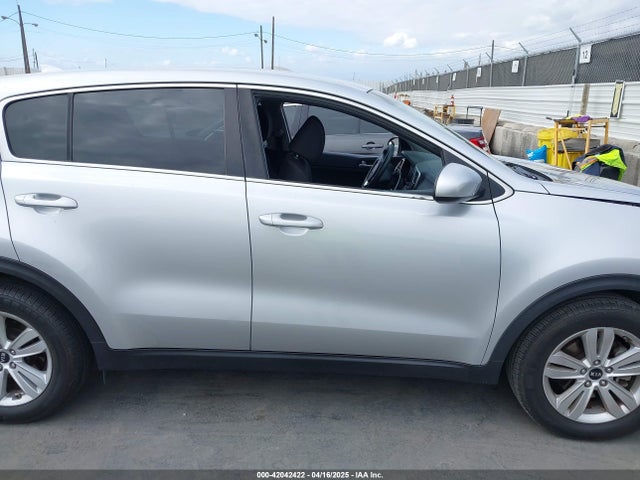 KNDPM3ACXJ7483437 KIA Sportage Lx