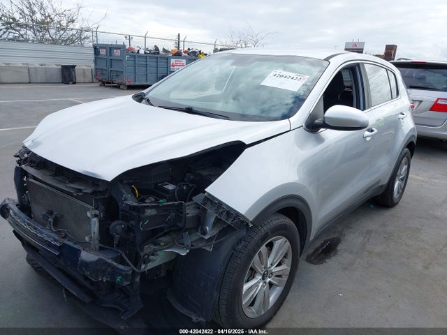 KNDPM3ACXJ7483437 KIA Sportage Lx
